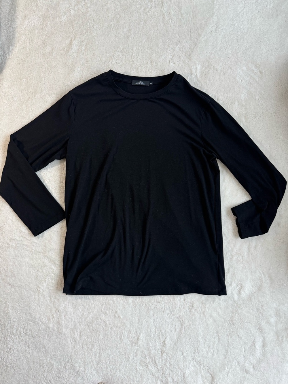 Trendy Queen Black Long-Sleeve Crewneck Top — S